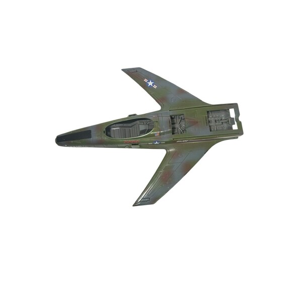 GI Joe Conquest X-30 1998 TRU Exclusive Green Camo Jet Fighter INCOMPLETE - Picture 5 of 16